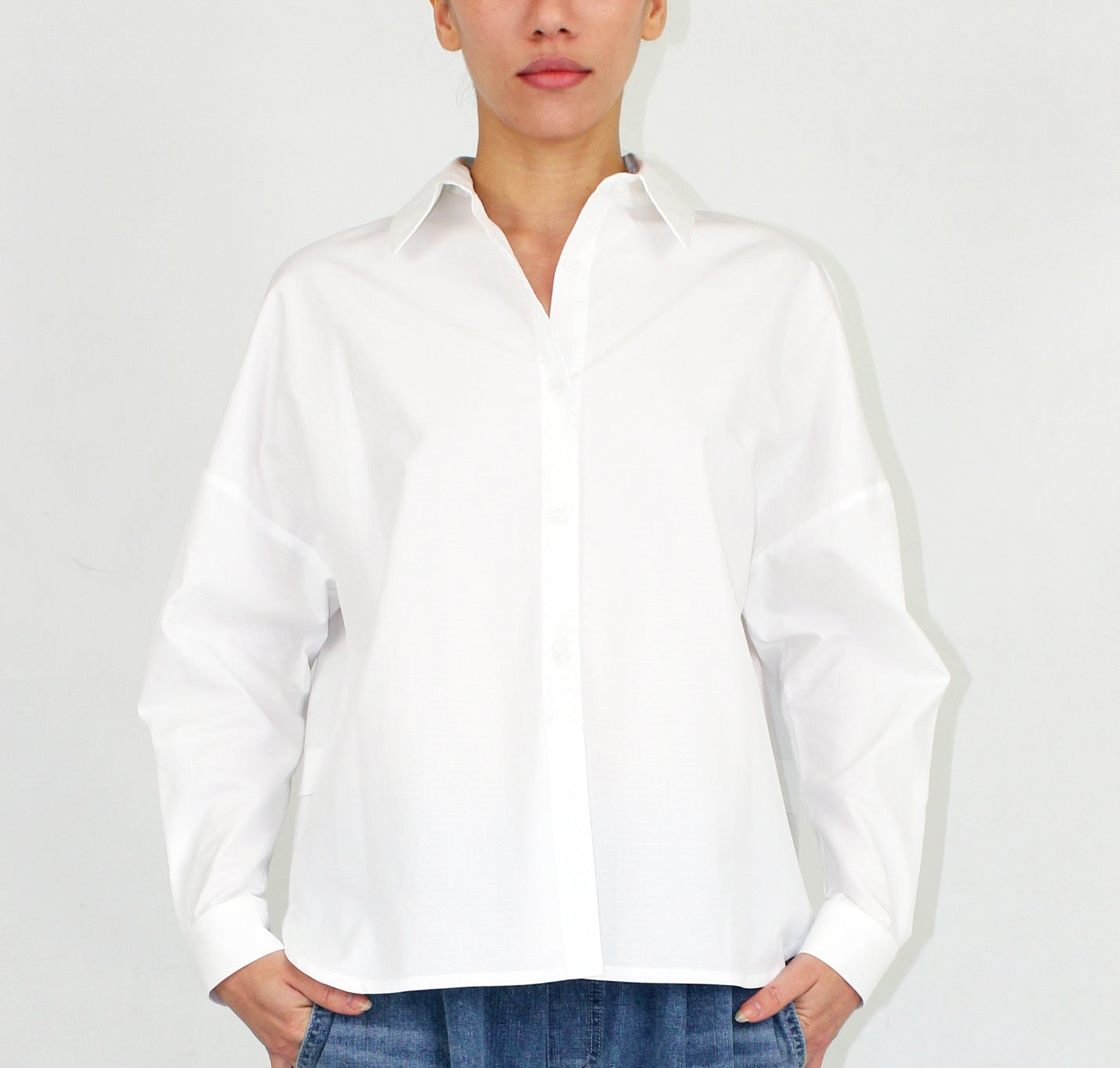 PLEATED BACK LONG SLEEVES SHIRT