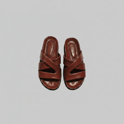 STRAPPED BROWN SANDALS