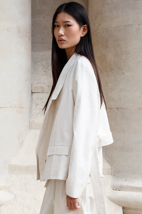 Tailored jacket, Half open back