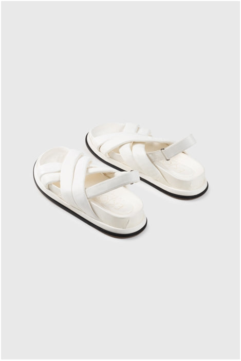 SANDALES avec strap boucle